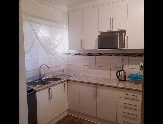 2 BEDROOM APARTMENT FOR SALE IN FLORIDA